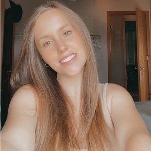 Meet your Posher, Maddie